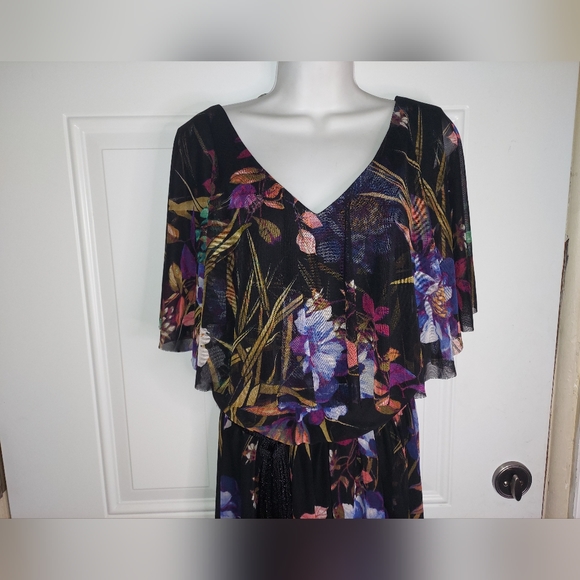 Connected Apparel Sleeveless Chiffon Cape-like Ruffle Floral V-Neck Dress NWT - Picture 4 of 7